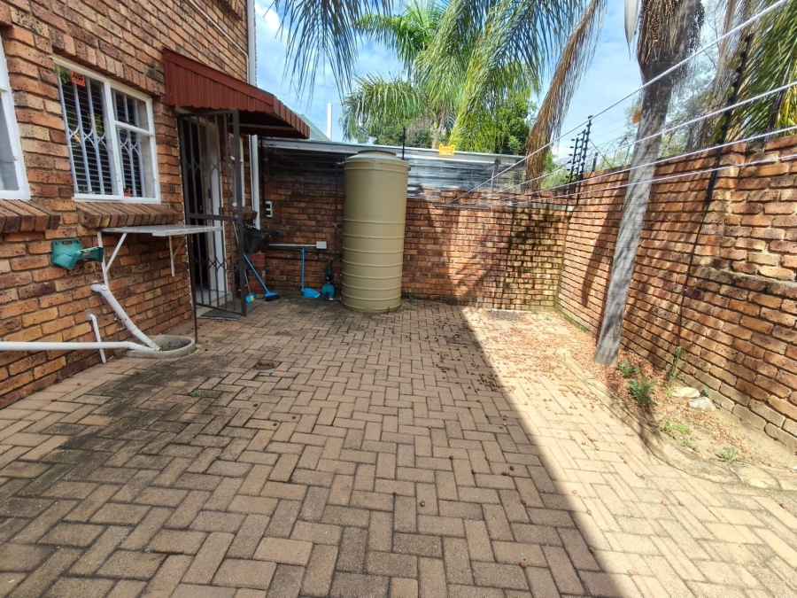 3 Bedroom Property for Sale in Safari Gardens North West